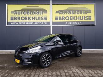 Schadeauto Renault Clio 0.9 TCe Limited 2018/8