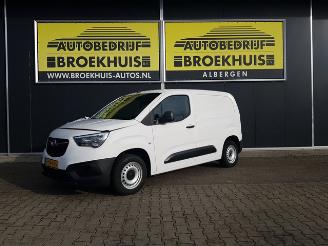 krockskadad bil bedrijf Opel Combo 1.6D L1H1 Selection 2019/1