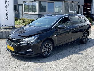 Coche accidentado Opel Astra Sports Tourer 1.0 Turbo 120 Jaar Edition 2019/10