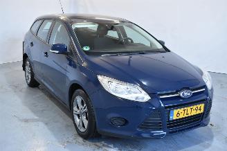 damaged Ford Focus 1.0 EcoBoost Edition