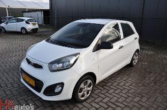 disassembly commercial vehicles Kia Picanto 1.0 CVVT 2012/1