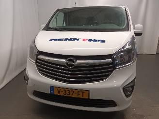 krockskadad bil auto Opel Vivaro Vivaro Van 1.6 CDTi BiTurbo 125 (R9M-452(R9M-D4)) [92kW]  (03-2016/12-=
2019) 2017/4