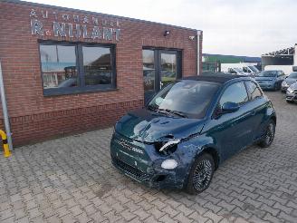 damaged Fiat 500E CABRIO ICON