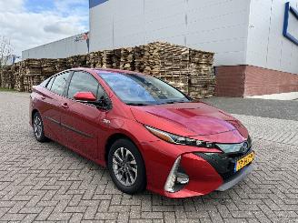 krockskadad bil auto Toyota Prius 1.8 Plug-in Hybride 2018/7