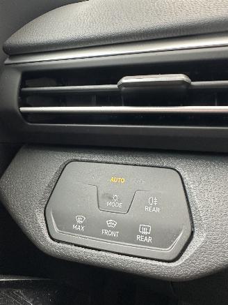 Volkswagen ID.4 First 77kWh picture 11