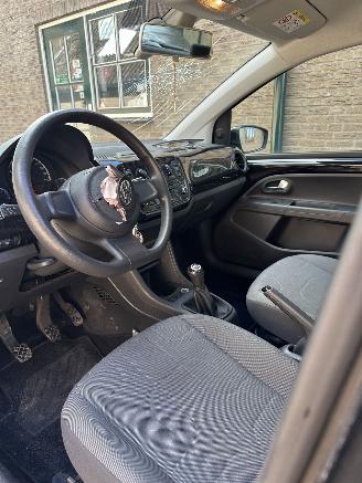 Volkswagen Up!  picture 7