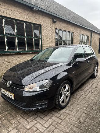 Unfallwagen Volkswagen Golf  2017/3