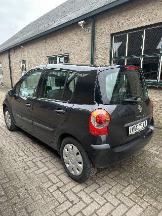 Renault Modus  picture 6