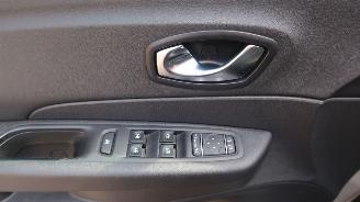 Renault Captur Renault Captur 1.3 TCe Intens picture 12