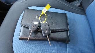 Hyundai  Hyundai i10 1.0i Go! picture 19