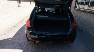BMW 3-serie BMW 3-serie Touring 320i Edition M Sport Shadow High Executive picture 22