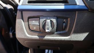 BMW 3-serie BMW 3-serie Touring 320i Edition M Sport Shadow High Executive picture 13