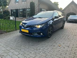 skadebil auto Toyota Auris Touring Sports 1.8 Hybrid Dynamic Ultimate 2019/2