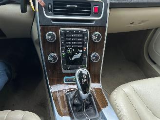 Volvo V-60 2.4 D6 AWD Plug-In Hybrid Summum picture 37