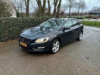 Volvo V-60 2.4 D6 AWD Plug-In Hybrid Summum picture 15