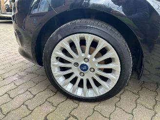 Ford Fiesta 1.25 Titanium picture 21