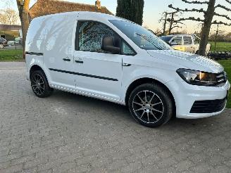 uszkodzony samochody ciężarowe Volkswagen Caddy 2.0 TDI L1H1 BMT Trendline 2016/5