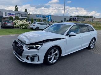 Voiture accidenté Audi A4 S-line 2020/3