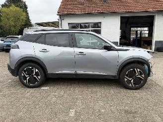 Peugeot 2008 1.2 PureTech 130 EAT8 Allure. ( schroefschade ) picture 6