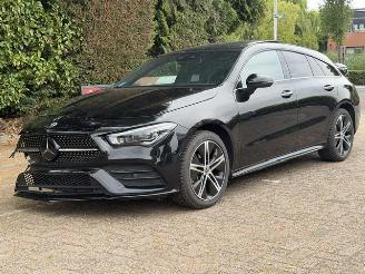 Vaurioauto  passenger cars Mercedes Cla-klasse SHOOTING BREAK 250e AMG LINE. PANO | HUD | FULL OPTIONS | SCHROEFSCHADE ! 2023/5