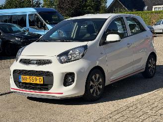 Schadeauto Kia Picanto 1.0 CVVT economy plusline. Navi | Camera | inruil verkregen. 2017/4