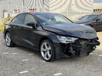 uszkodzony samochody osobowe Audi A3 1.5 TFSI 48V Mid Hybride 116 PK 2024/9