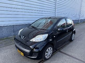 Coche accidentado Peugeot 107 1.0-12V Sublime 2010/1