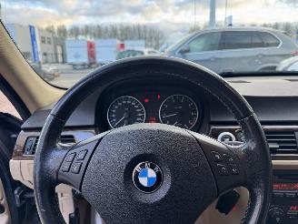 BMW 3-serie 320i High Executive picture 11