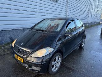 Vaurioauto  passenger cars Mercedes A-klasse A150 automaat 2005/8