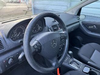 Mercedes A-klasse A150 automaat picture 7