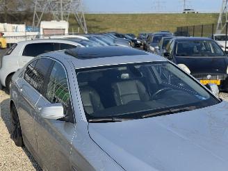 BMW 5-serie 520i High Executive picture 3