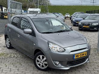 Schadeauto Mitsubishi Space-star 1.0 Bright 123.000 KM NAP! 2015/11