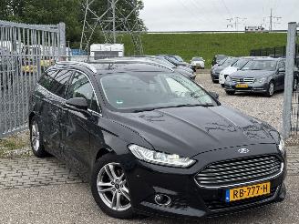 Vaurioauto  passenger cars Ford Mondeo 1.5 TDCi Titanium Lease Editon 2017/10