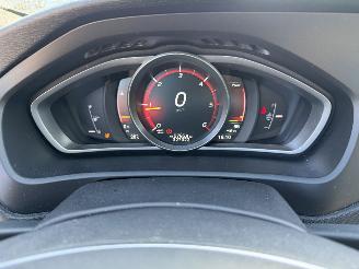 Volvo V-40 2.0 D2 Summum Business picture 11