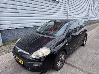 Unfallwagen Fiat Punto Evo 1.3 M-jet Dynamic 2011/2