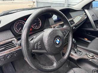 BMW 5-serie 523i business Line picture 8