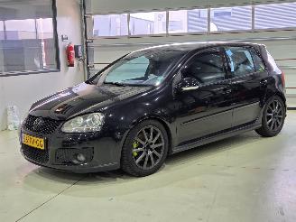 damaged passenger cars Volkswagen Golf GTI 2005/5