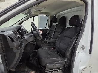 Opel Vivaro 1.6 CDTI BITURBO picture 6