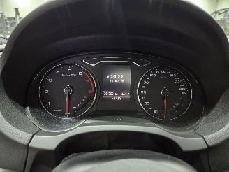 Audi A3 1.4 tfsi CoD S line PANO SPORTBACK B&O picture 10