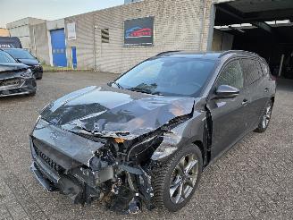  Ford Focus ST-Line Automaat Keyless Acc Camera Led Navi Lane-Assist Stuurverw. 92KW/125PK 2019/10
