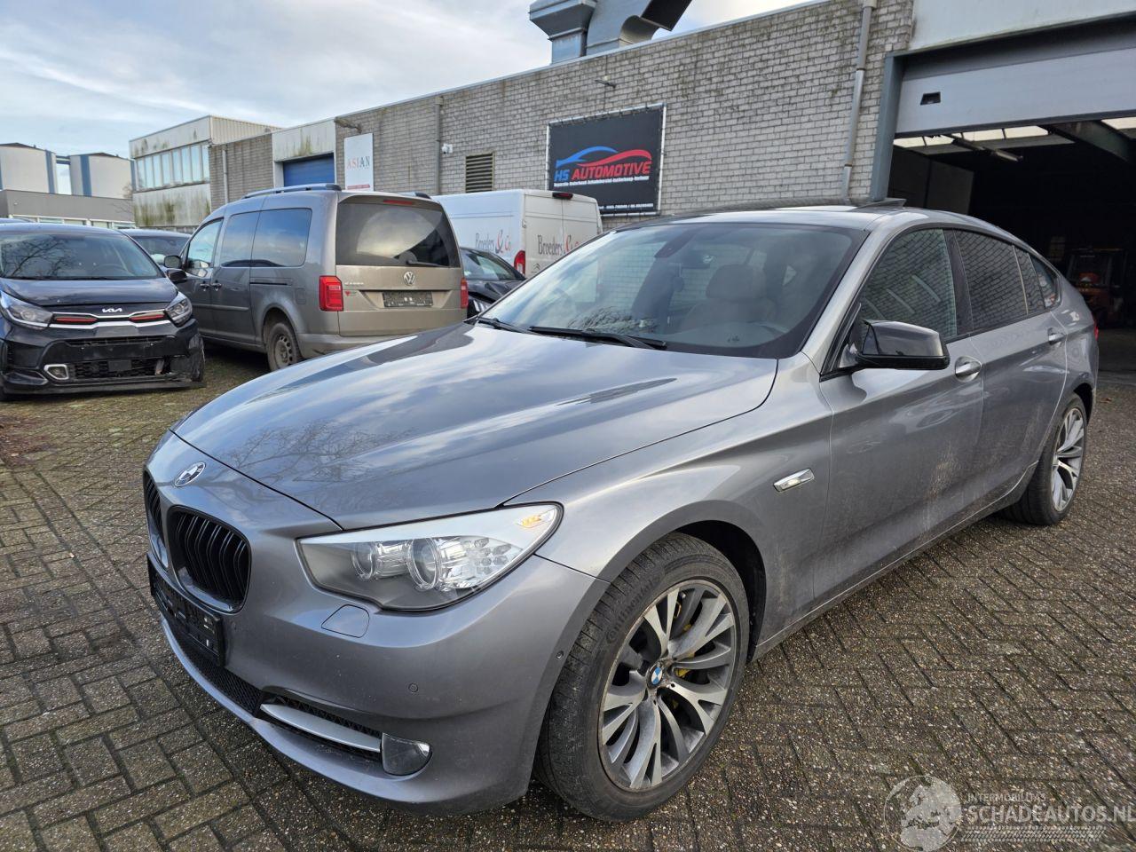 BMW 5-serie 535d GT X-Drive Pano M-Inter. Sport-Mode Memory Surround-View Led Navi Trekhaak Rolgordijn 220KW/300PK