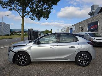skadebil auto Opel Corsa GS-LINE Automaat Virtual Drive-Mode Navi Led Camera Lane-Assist Stuurverw. Mirror-Screen 74KW / 101PK 2025/7