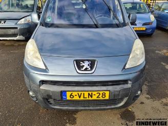 Peugeot Partner Partner Tepee (7A/B/C/D/E/F/G/J/P/S), MPV, 2008 / 2018 1.6 HDiF 90 16V Phase 1 picture 9