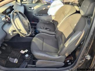 Renault Twingo Twingo II (CN), Hatchback 3-drs, 2007 / 2014 1.2 16V picture 4