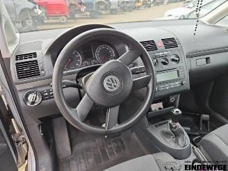 Volkswagen Touran Touran (1T1/T2), MPV, 2003 / 2010 1.6 FSI 16V picture 6