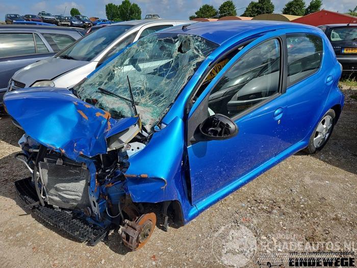 Toyota Aygo Aygo (B10), Hatchback, 2005 / 2014 1.0 12V VVT-i