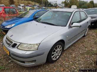 Coche siniestrado Saab 9-3 9-3 II Sport Sedan (YS3F), Sedan, 2002 / 2015 2.0t 16V 2002/10