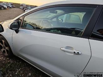 Kia Rio Rio III (UB), Hatchback, 2011 / 2017 1.2 CVVT 16V picture 9