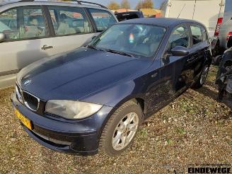 Coche siniestrado BMW 1-serie 1 serie (E87/87N), Hatchback 5-drs, 2003 / 2012 118i 16V 2009/5
