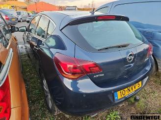 Opel Astra Astra J (PC6/PD6/PE6/PF6), Hatchback 5-drs, 2009 / 2015 1.4 Turbo 16V picture 4